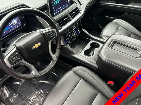 Used 2022 Chevrolet Tahoe LT w/ Luxury Package image 10
