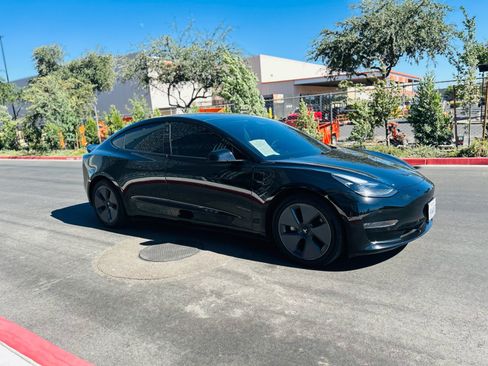 Used 2021 Tesla Model 3 Long Range AWD/4WD image 5