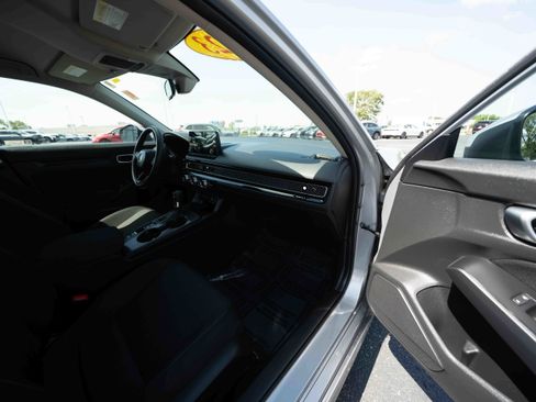 Used 2023 Honda Civic LX image 25