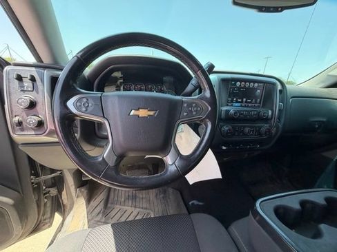 Used 2018 Chevrolet Silverado 1500 LT w/ Texas Edition AWD/4WD image 15