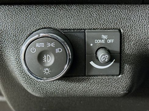 Used 2012 GMC Acadia SLE image 16