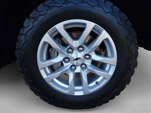 Used 2019 Chevrolet Silverado 1500 RST image 5