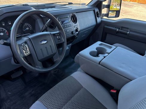Used 2016 Ford F250 XL w/ Power Equipment Group RWD image 14