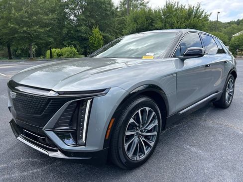 Used 2024 Cadillac Lyriq Sport RWD image 65
