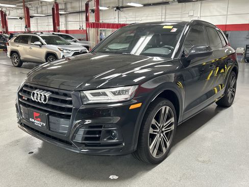 Used 2020 Audi SQ5 Premium Plus w/ Premium Plus Package AWD/4WD image 5