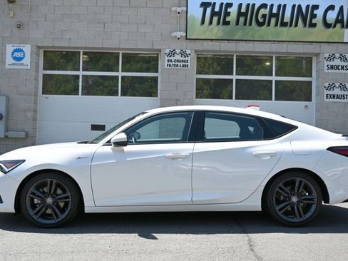 Used 2024 Acura Integra A-Spec FWD image 2