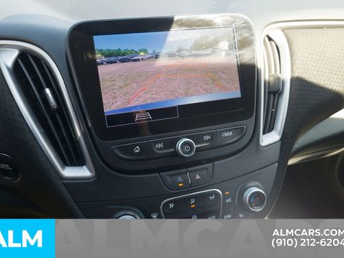 Used 2024 Chevrolet Malibu LT FWD image 9