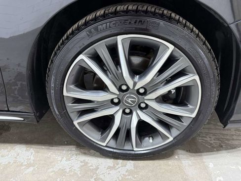 Used 2019 Acura RLX Sport Hybrid w/ Advance Pkg AWD/4WD image 6