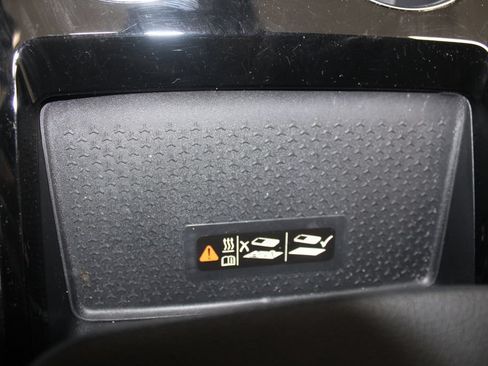 Used 2024 Chevrolet Blazer EV LT AWD/4WD image 48