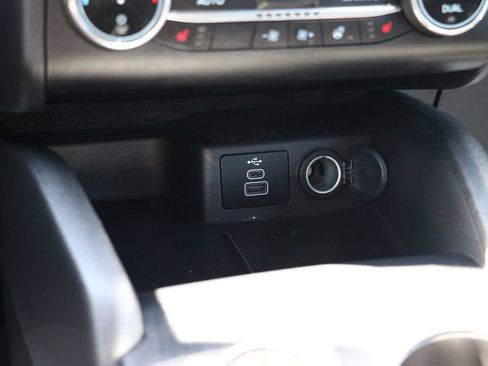 Certified 2025 Ford Escape ST-Line Select AWD/4WD image 18
