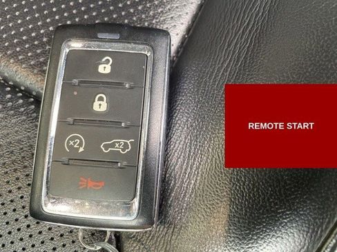 Certified 2022 Jeep Grand Cherokee Limited w/ Luxury Tech Group II image 8