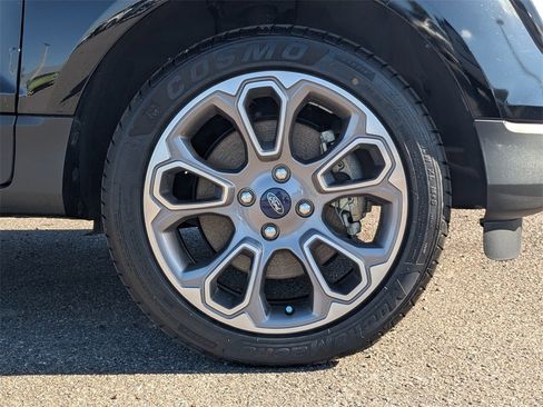 Used 2021 Ford EcoSport Titanium image 12