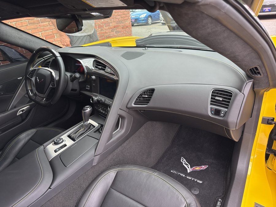 Used 2019 Chevrolet Corvette ZR1 RWD image 30