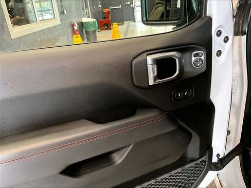 Used 2021 Jeep Wrangler Unlimited Rubicon image 11