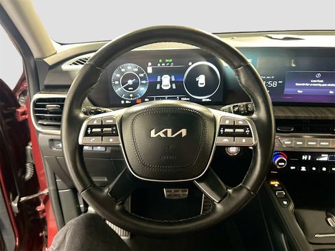 Used 2023 Kia Telluride SX image 11