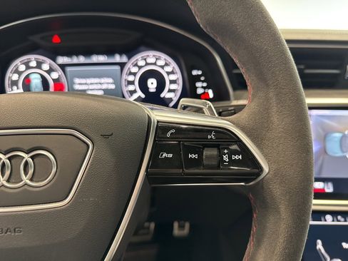 Used 2024 Audi RS 6 performance image 28