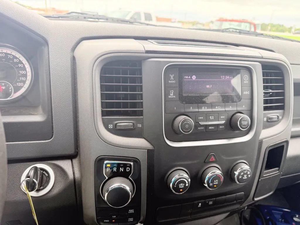 Used 2019 RAM 1500 Tradesman AWD/4WD image 14