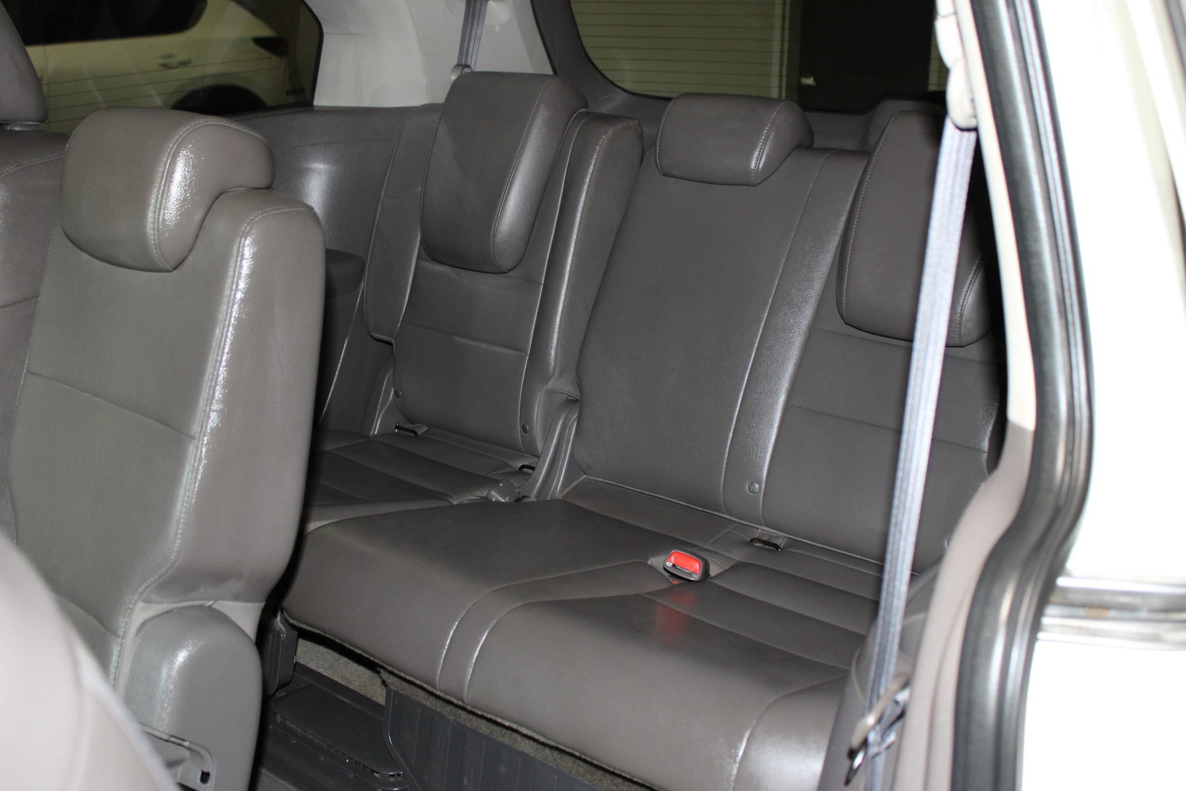 Used 2016 Honda Odyssey EX-L image 29