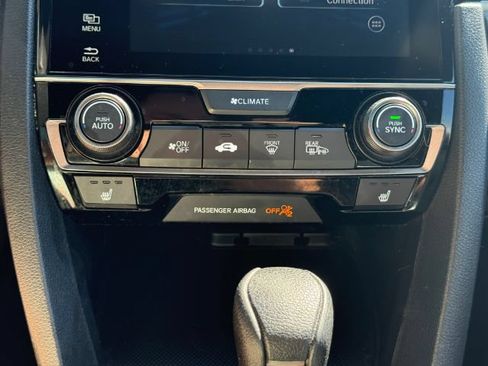 Used 2018 Honda Civic EX image 21