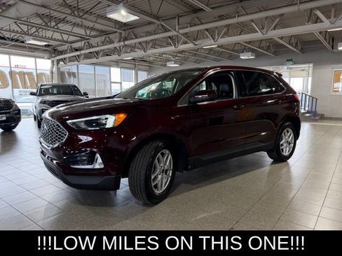 Used 2023 Ford Edge SEL w/ Convenience Package image 4