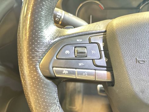 Used 2020 Cadillac XT4 Sport image 12