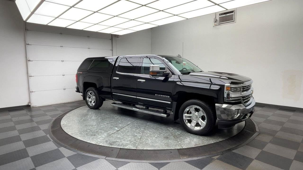 Used 2017 Chevrolet Silverado 1500 LTZ w/ LTZ Plus Package AWD/4WD image 42