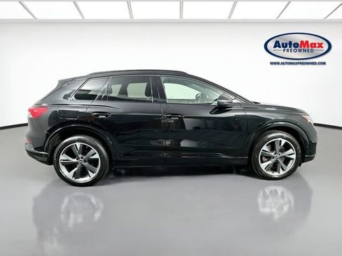 Used 2023 Audi Q4 e-tron Prestige AWD/4WD image 10