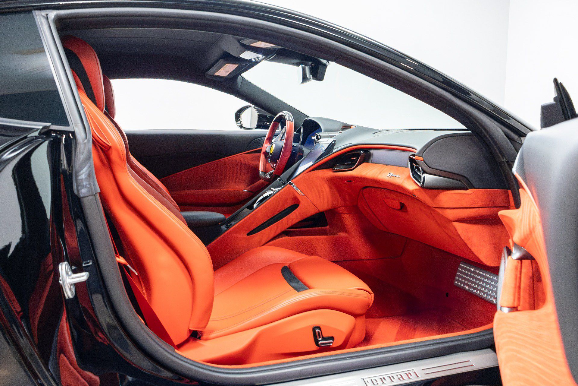 Used 2022 Ferrari Roma RWD image 37