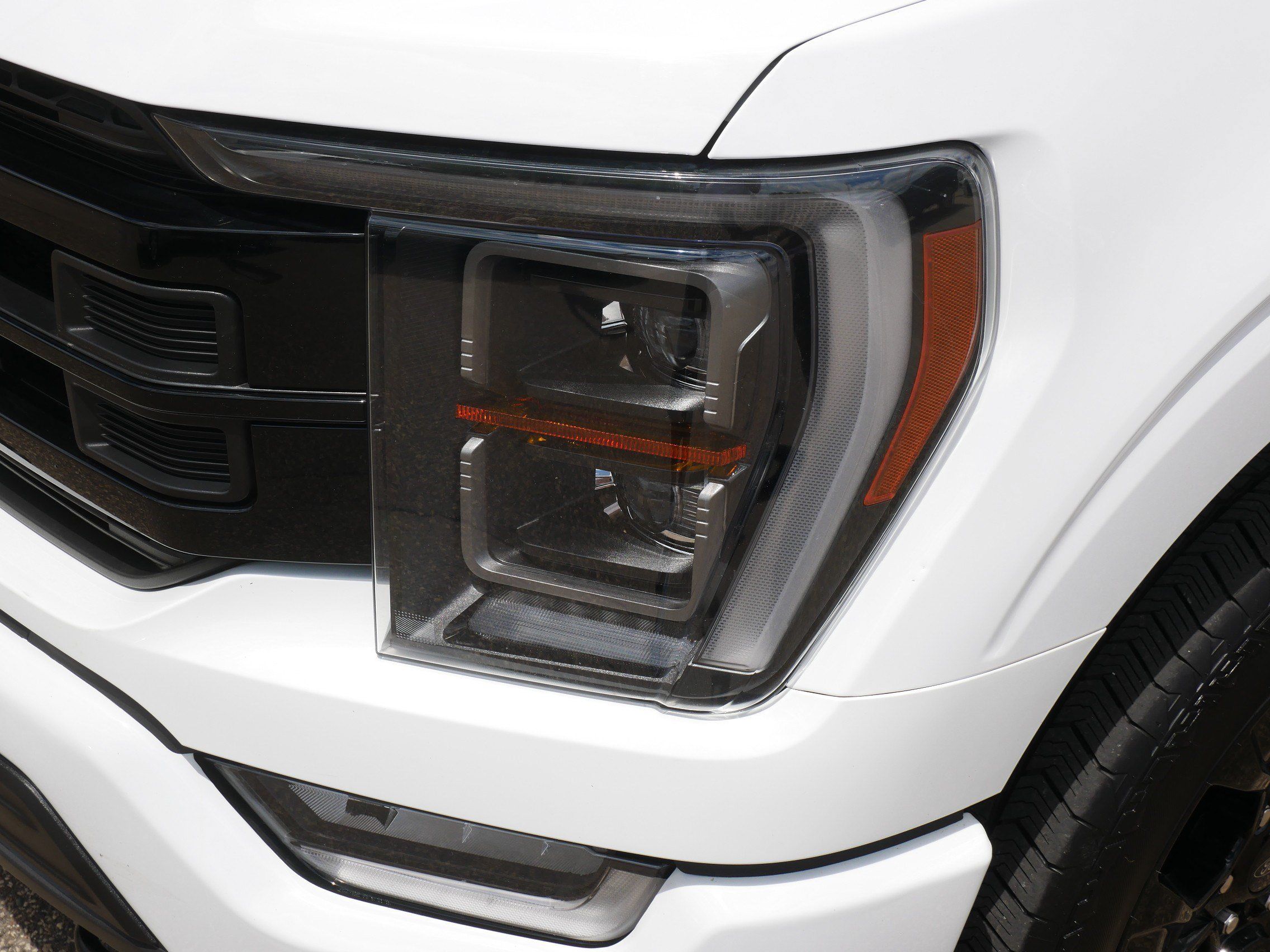 Used 2023 Ford F150 Lariat w/ Equipment Group 502A High AWD/4WD image 16