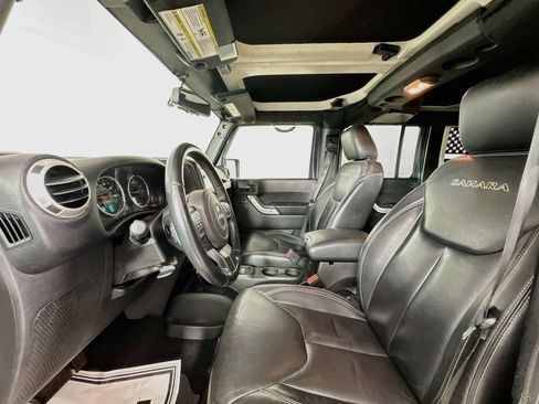 Used 2017 Jeep Wrangler Unlimited Sahara w/ Connectivity Group AWD/4WD image 21