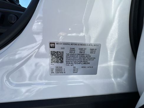 Certified 2023 GMC Terrain SLE w/ Driver Convenience Package image 31