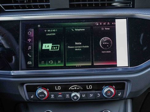 New 2025 Audi Q3 2.0T Premium Plus image 13