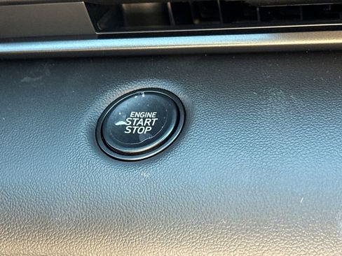 New 2025 Hyundai Elantra Sport image 30