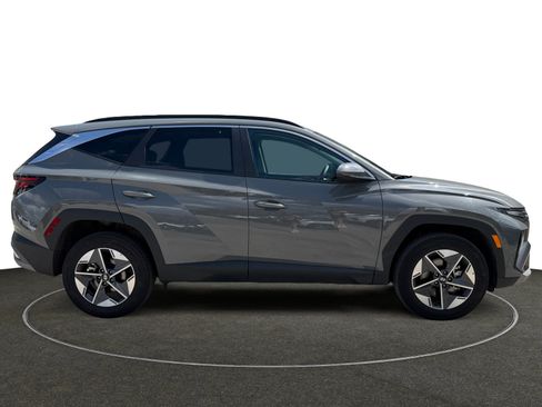 Certified 2025 Hyundai Tucson SEL AWD/4WD image 7