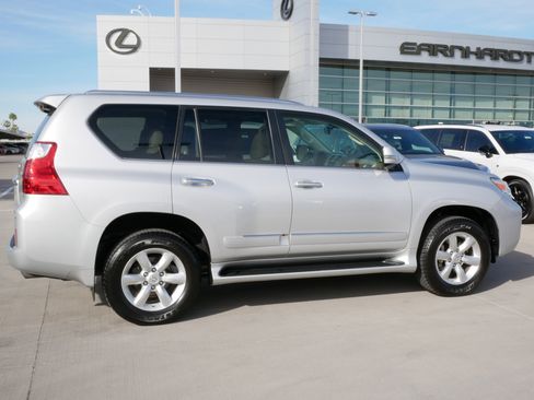 Used 2012 Lexus GX 460 image 9