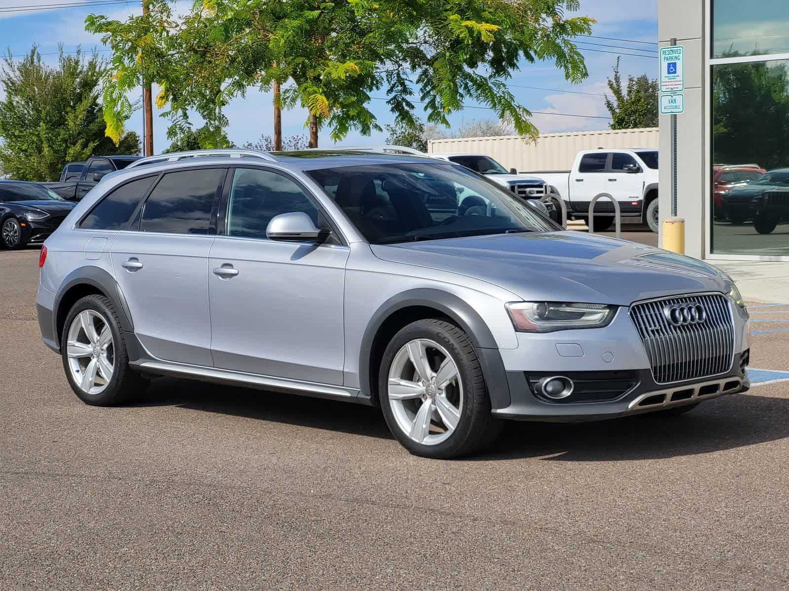 Used 2016 Audi A4 Premium AWD/4WD image 3
