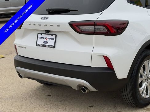 Used 2025 Ford Escape Active image 8