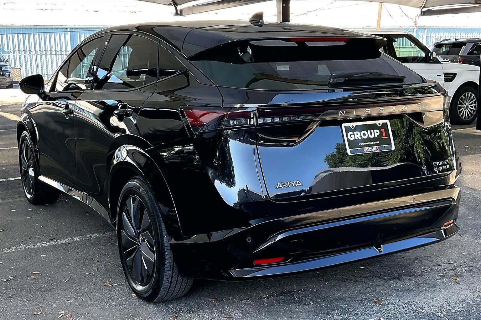 Used 2023 Nissan Ariya AWD image 34