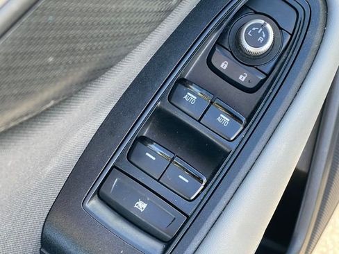 Used 2024 Subaru Outback Premium image 14