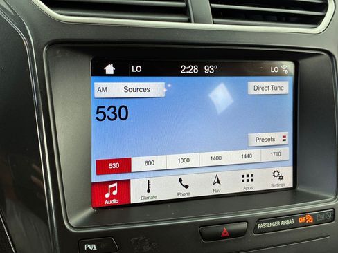 Used 2019 Ford Explorer XLT w/ Equipment Group 202A FWD image 21