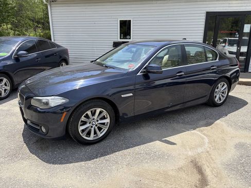 Used 2016 BMW 528i xDrive Sedan AWD/4WD image 2