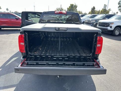Used 2022 Chevrolet Colorado LT image 16