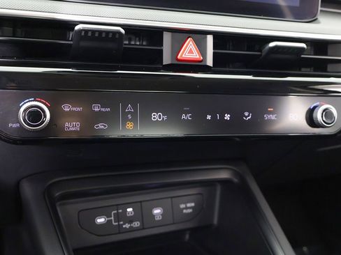 Certified 2025 Kia K5 LXS FWD image 46