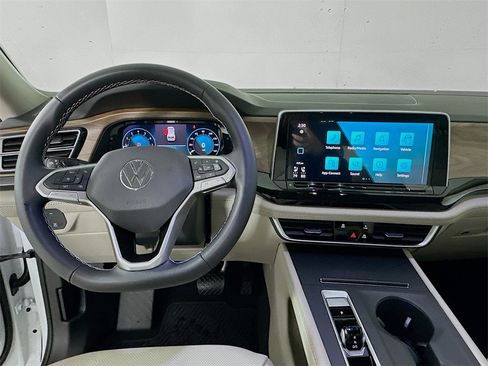 New 2026 Volkswagen Atlas SE image 19