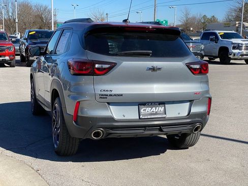 Used 2024 Chevrolet TrailBlazer RS w/ Driver Confidence Package image 5