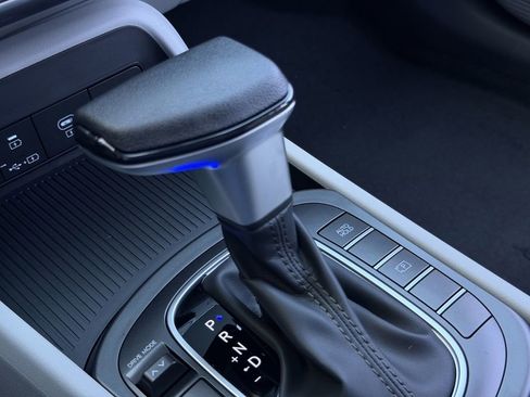 New 2026 Hyundai Kona SE image 16