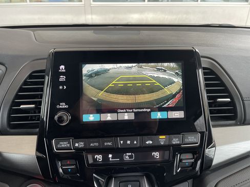 Used 2019 Honda Odyssey Touring image 10