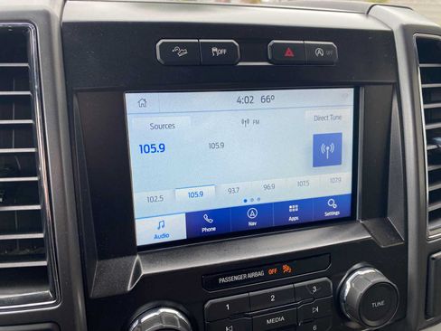 Used 2017 Ford F150 XLT w/ Equipment Group 302A Luxury AWD/4WD image 22