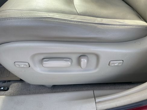 Used 2010 Toyota Highlander Limited image 14