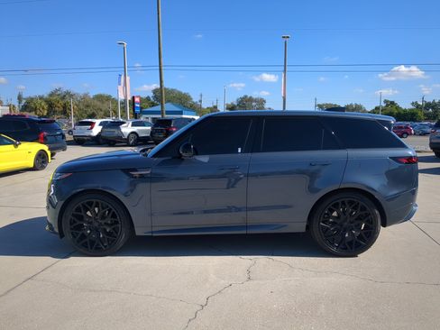 Used 2025 Land Rover Range Rover Sport Dynamic SE image 7
